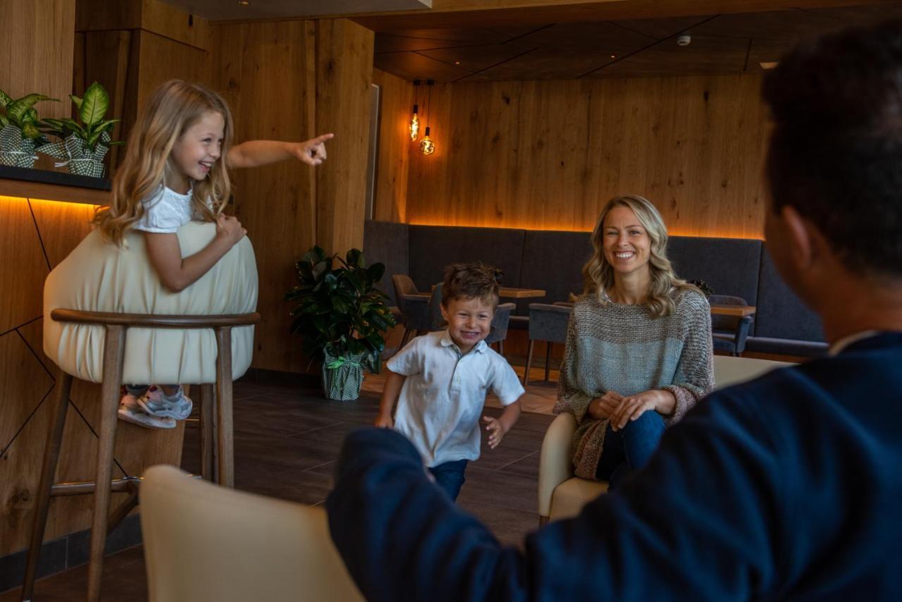 Resort Dolce Casa - Family&Spa Hotel Moena Luaran gambar